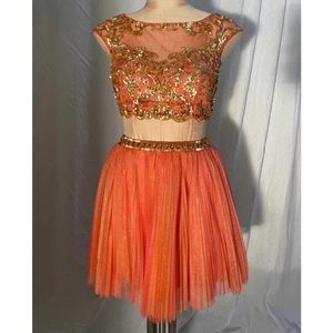 Sherri Hill Coral 2-Piece Cocktail Dress Size 4